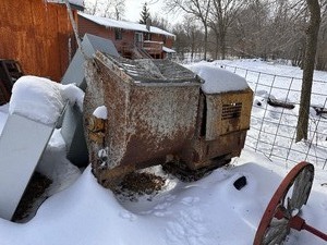 lot 283 image: Concrete Mixer with Newer Motor