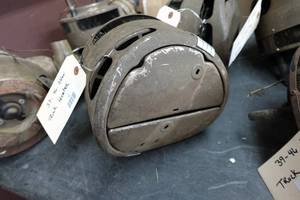 lot 10 image: Heater for 1939-46 Chevrolet Pickup