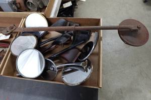 lot 31 image: Mirrors for 1939-46 Chevrolet Pickup