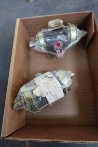 lot 58 image: Wheel Cylinders for 1939-46 Chevrolet Truck