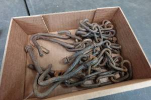 lot 142 image: Tailgate Chains with Hooks for 1932-53 Trucks - 2 Pair