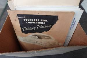 lot 161 image: Assorted Plymouth Bulletins and Sales Info