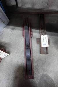 lot 79 image: Spare Tire Brackets