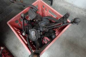 lot 170 image: Lever Shocks for 1939-46 Chevrolet Truck