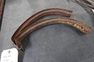 lot 412 image: Rear Fender Brackets for 1942-46 Chevrolet Truck