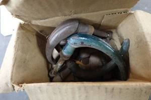 lot 392 image: Assorted Door Handles for 1939-46 Chevrolet Truck