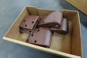 lot 371 image: Rebuilt Set of Door Hinges for 1939-46 Chevrolet Truck