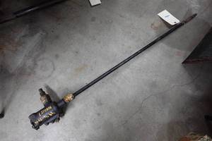lot 433 image: Steering Column and Gear Box for 1939 Chevrolet Truck