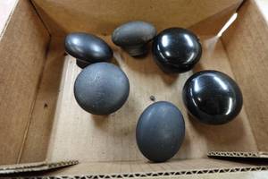 lot 364 image: Shift Knobs for 1939-46 Chevrolet Truck
