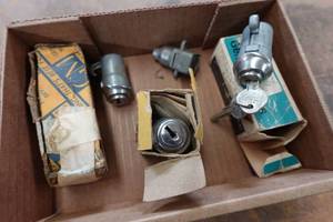 lot 292 image: Assorted Lock Cylinders for 1940-53 Chevrolet