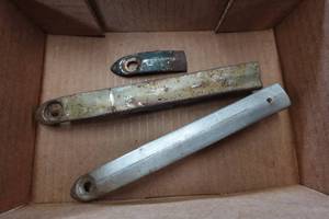 lot 287 image: Lower Grille Center Section for 1939-40 Chevrolet Truck