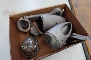 lot 281 image: Marker Lights for 1939-46 Chevrolet Truck