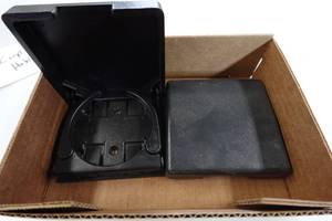 lot 260 image: Aftermarket Cup Holders