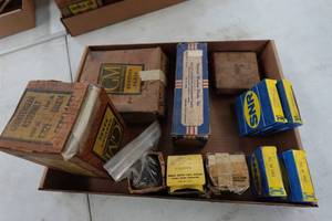 lot 250 image: NOS GM Parts