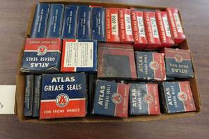 lot 226 image: Atlas Grease Seals