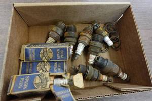 lot 220 image: Champion Spark Plugs