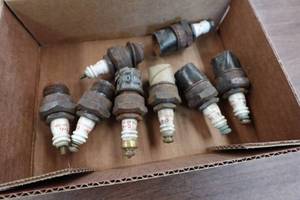 lot 217 image: Champion C-4 Spark Plugs