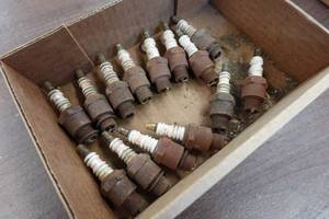 lot 215 image: Champion Spark Plugs