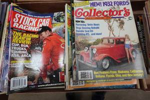 lot 191 image: Assorted Automotive Magazines