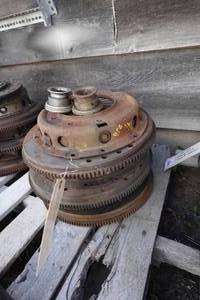 lot 488 image: Clutches and Flywheels for GM 6-Cylinder Motor