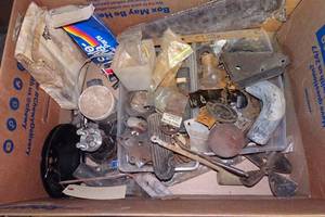 lot 439 image: Assorted 1939-46 Chevrolet Truck Parts