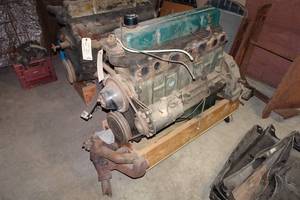 lot 461 image: Chevrolet 235 Cu In Inline 6-Cylinder Engine