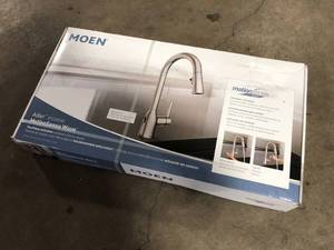 MOEN Adler Touchless Single-Handle Pull-Down Sprayer Kitchen Faucet with MotionSense Wave and Power Clean in Polished Chrome