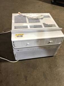 GE 10,000 BTU 115V Window Air Conditioner Cools 450 Sq. Ft. Customer Returns See Pictures