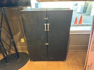 36 x 15 x 50 Portable Peg Board Display Cabinet