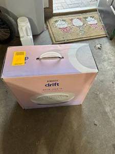 Hometics Drift - White - Brand New in Box
