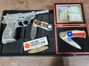 Franklin Mint Ford Collector Knife, Other Pocket Knives & Metal Gun Replica