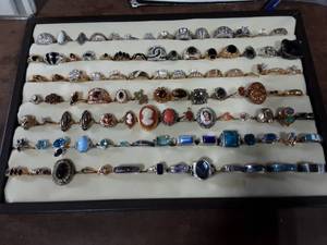 Tray Of Assorted Rings-Includes Display