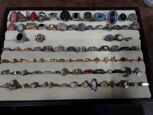 Tray Of Assorted Rings-Includes Display