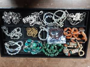 Lot Of Better Jewelry (Not The Tray)