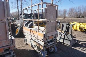 Sky Jack Model SJIII 3219 Scissors Lift
