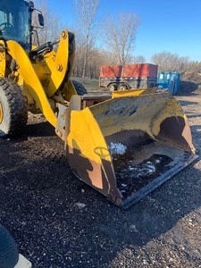 2015 Cat 924K  Wheel Loader With 80 Bucket & HD Pallet Forks