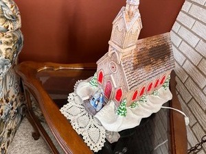 lot 34 image: Lighted Church Christmas Decoration