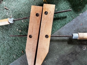 lot 232 image: Vintage Wood Clamp New