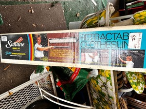 lot 237 image: Vintage Retractable Clothesline