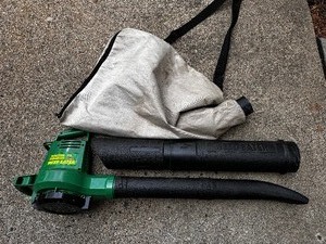 lot 245 image: Weed Eater Electric Blower