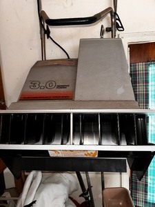 lot 250 image: Electric 3.0 Reserve Power Double Insulated Snow Shovel