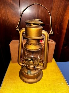 lot 203 image: Vintage Lantern