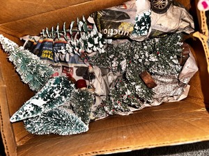lot 222 image: Box of Vintage Mid-Century Flocked Bottle Brush Trees