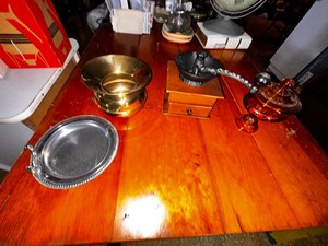 lot 176 image: Vintage Serving Pieces and Coffee Grinder