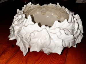 lot 179 image: White Pottery Holly Bowl