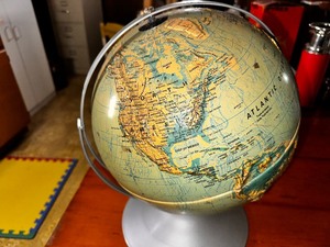 lot 180 image: Vintage Sculptural Raised Relief Globe