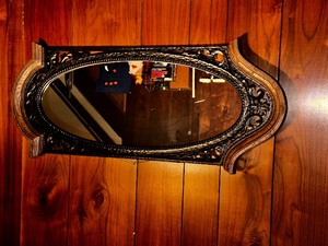 lot 278 image: Vintage Carved Mirror