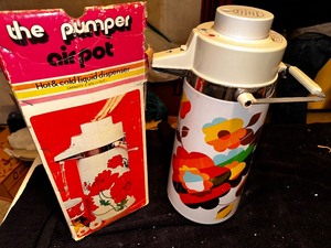 lot 284 image: Vintage The Pumper Thermos Air Pot