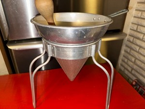 lot 314 image: Vintage Sieve with Stand