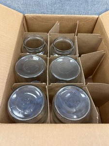 lot 12 image: 6 - 32oz Bottle Jars Fisherbrand